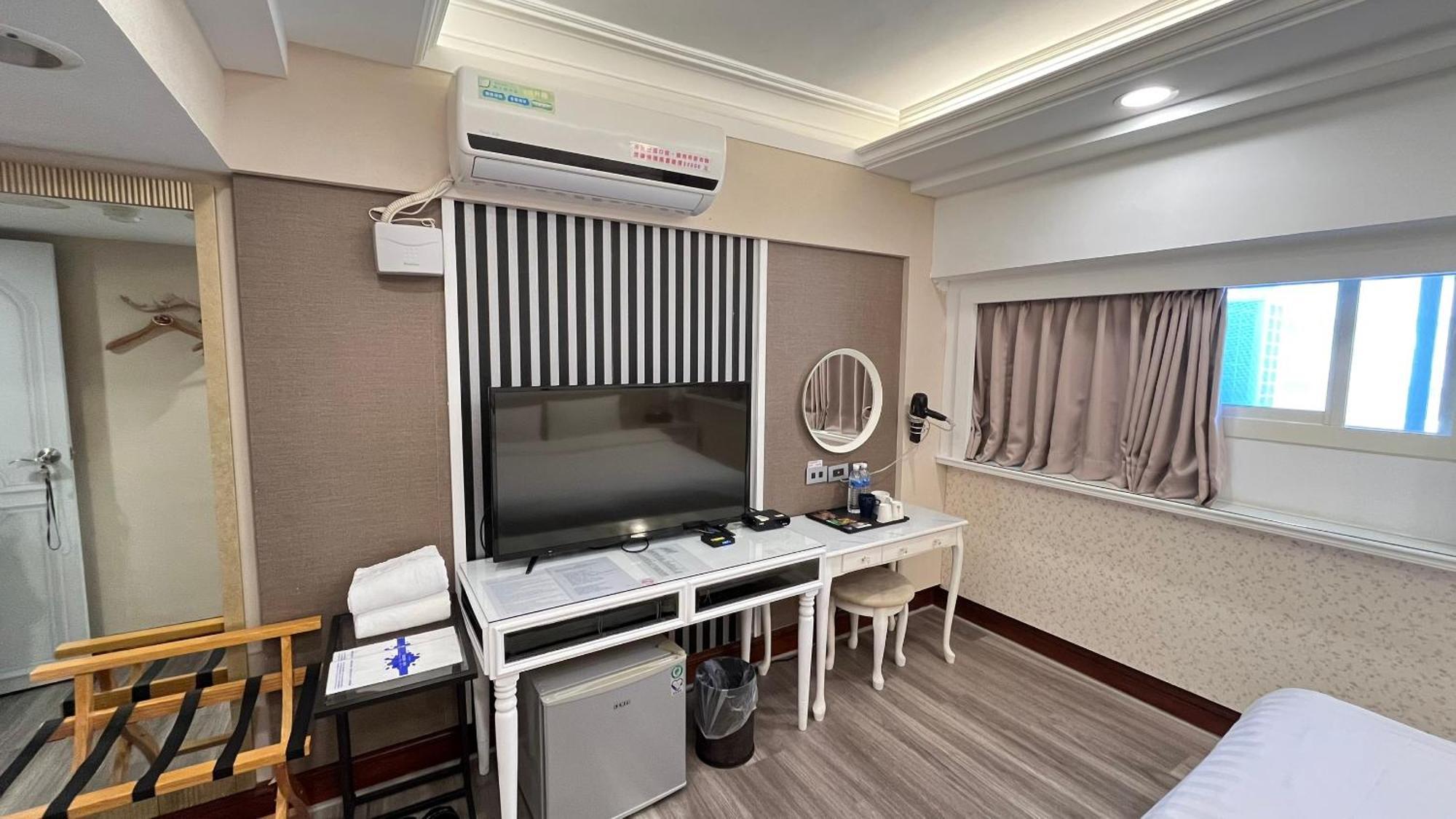 Migo Hotel Тайчжун Экстерьер фото