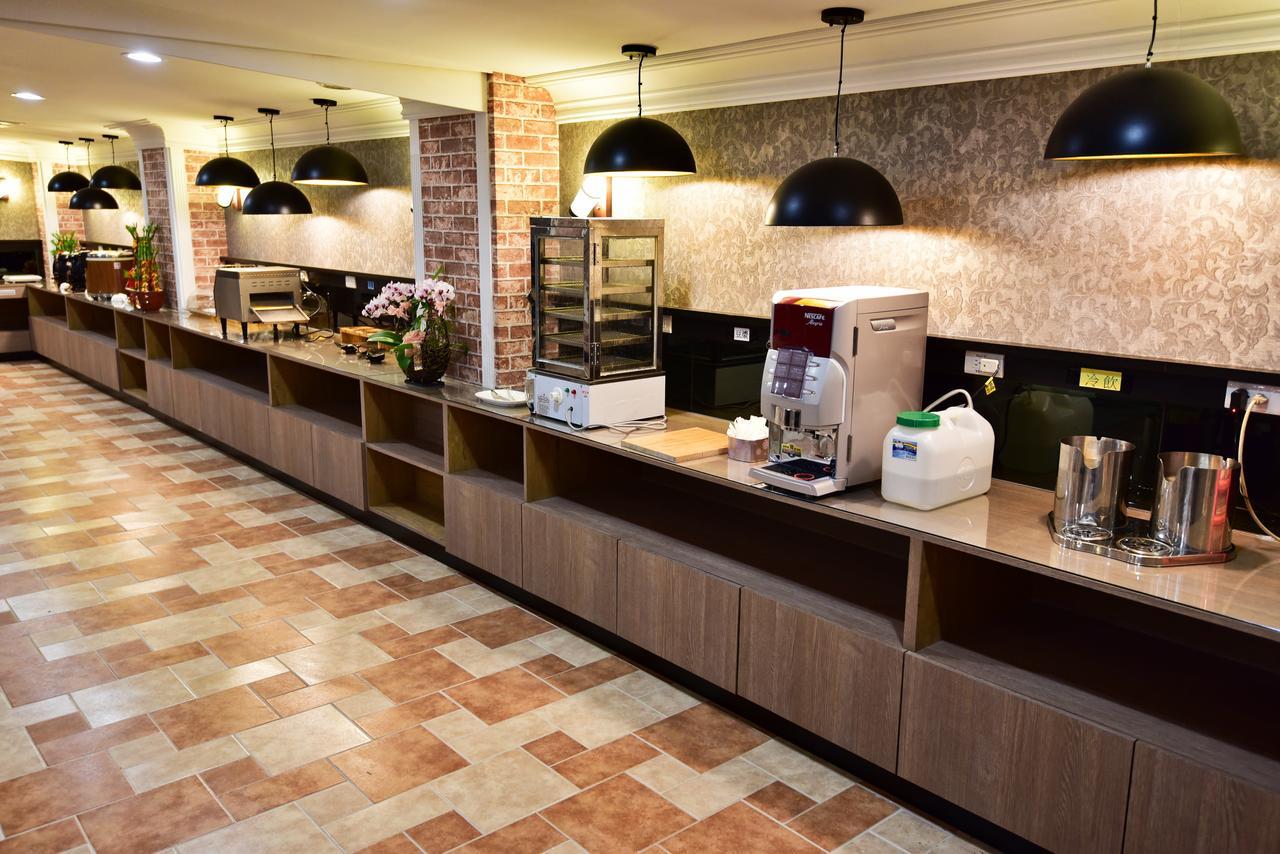 Migo Hotel Тайчжун Экстерьер фото
