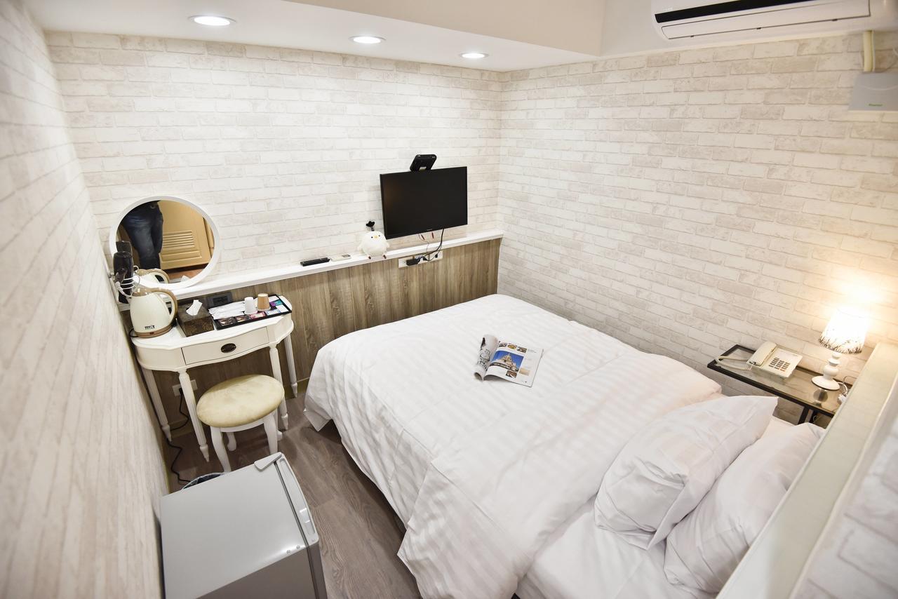 Migo Hotel Тайчжун Экстерьер фото