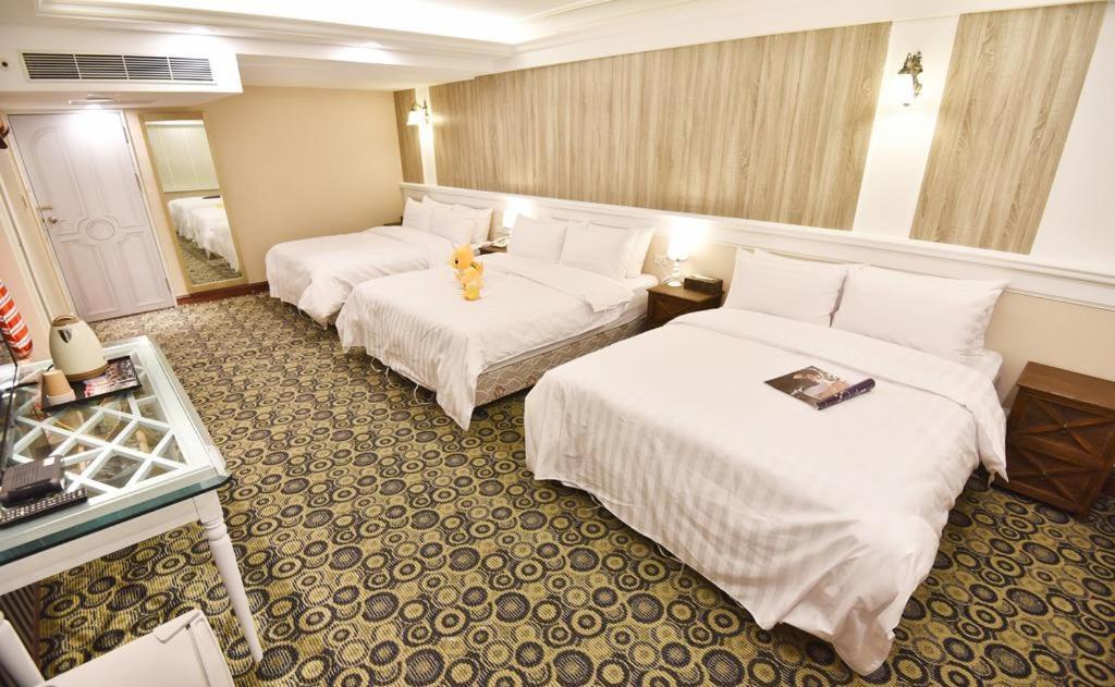 Migo Hotel Тайчжун Экстерьер фото